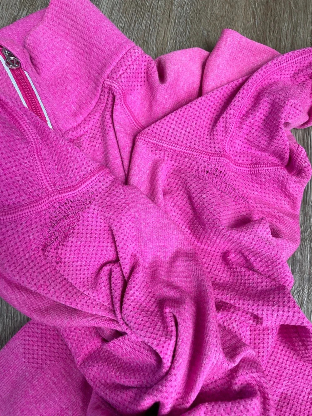 Lululemon run swiftly tech pullover - Picture 2 of 3
